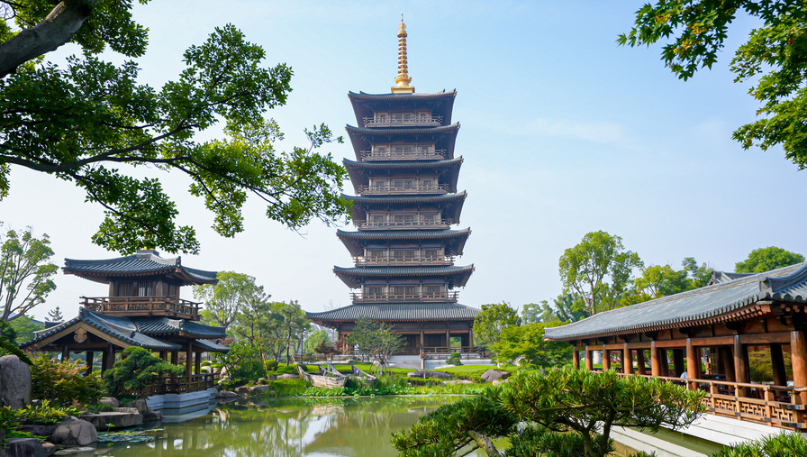 现代 宝山寺金塔（现代纯木构仿唐塔）